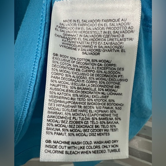 The North Face Women’s Short-Sleeve Half Dome Crop Tee - Picture 5 of 6